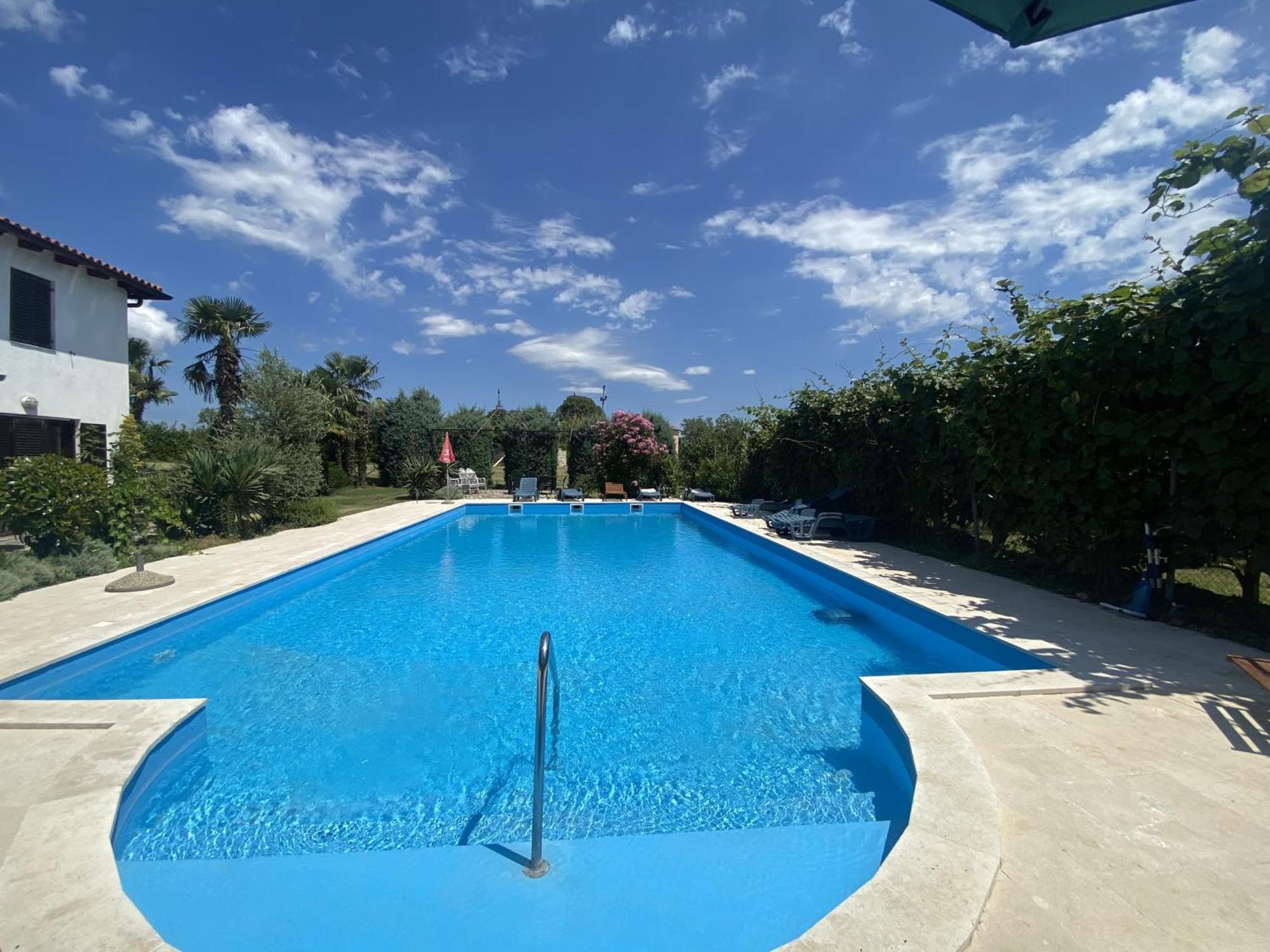 Aurelia Apartment *