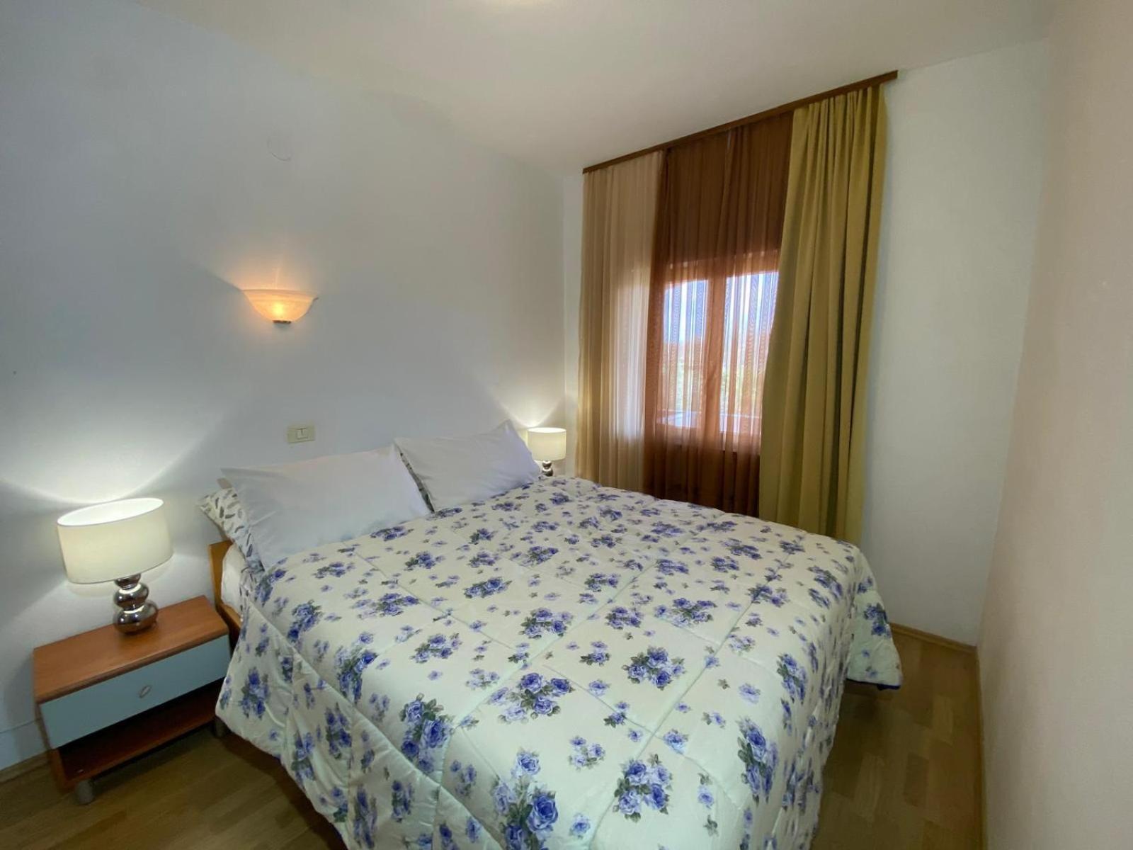 Aurelia * Nova Vas (Porec)